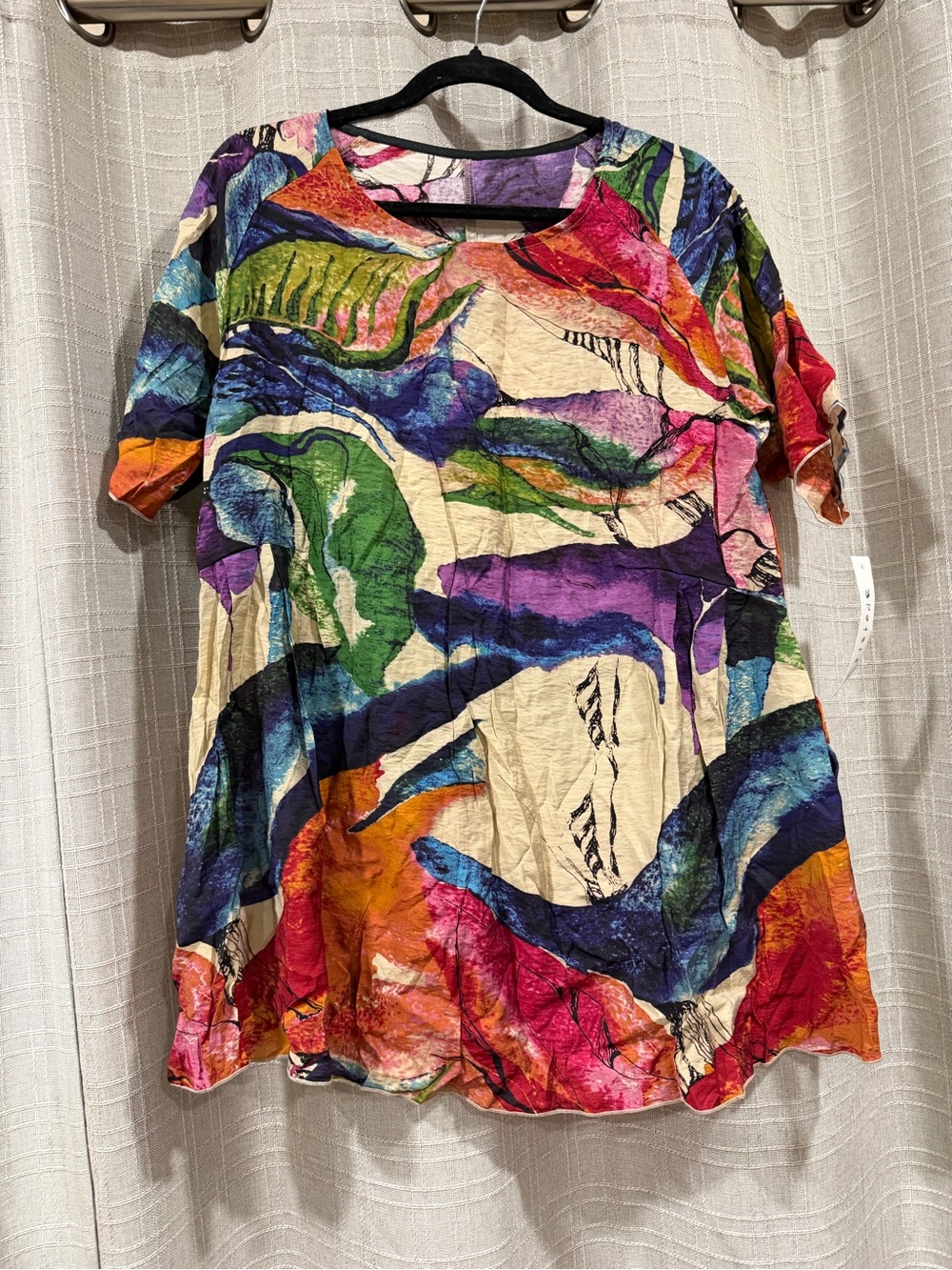3 Potato "Art to Wear" lagenlook tunic in  a vibrant abstract print watercolor S